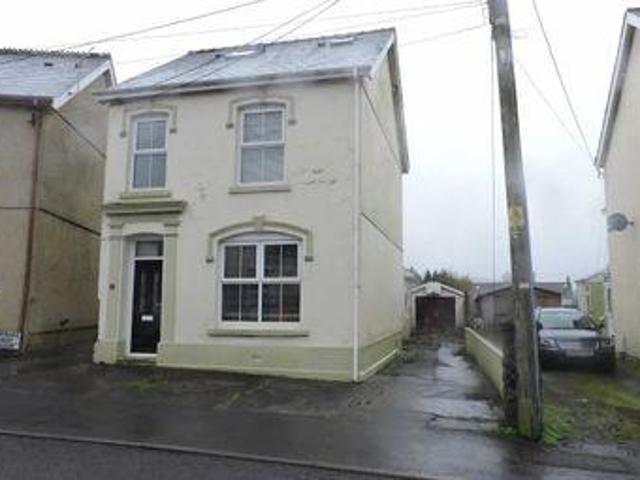 House for sale in Ammanford, Wales