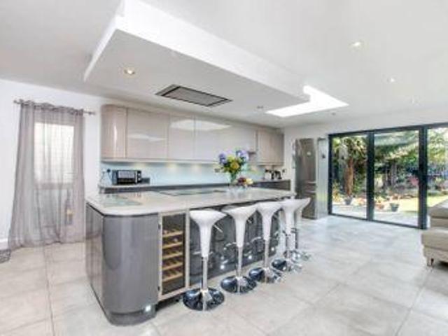 House for sale in Uxbridge, Greater London