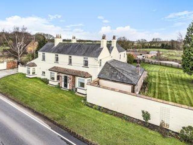 House for sale in High Field, York
