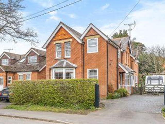 House for sale in Crowthorne