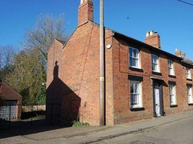 House for sale in Northampton, Northamptonshire