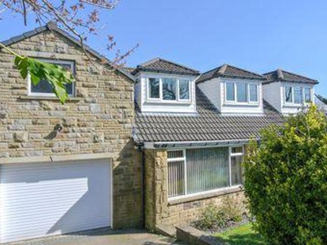 House for sale in Holmfirth, West Yorkshire