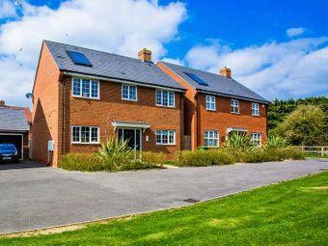 House for sale in Buckingham, Buckinghamshire