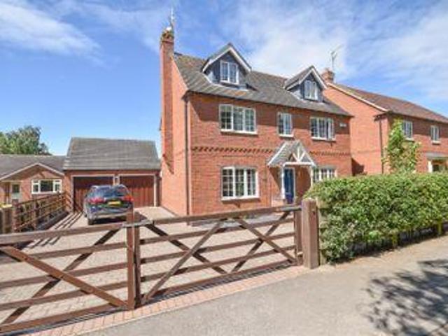 House for sale in Elmfield, Leicestershire