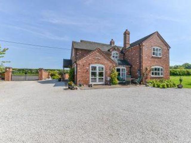 House for sale in Market Drayton, Shropshire