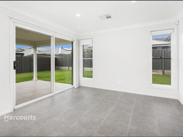 House for rent in Wollongong West, New South Wales