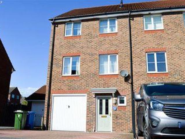 House for sale in Aldershot, Hampshire