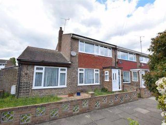 House for sale in Tilbury, Essex
