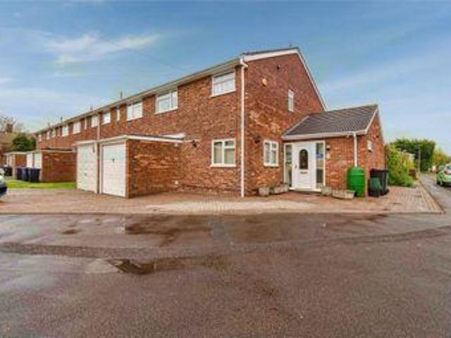 House for sale in Iver
