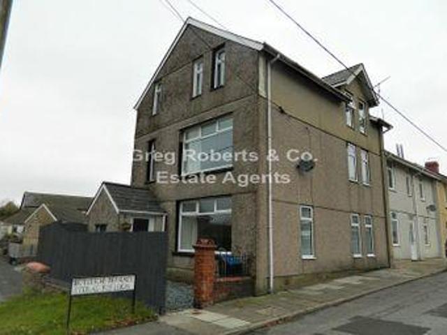 House for sale in Sirhowy, Wales