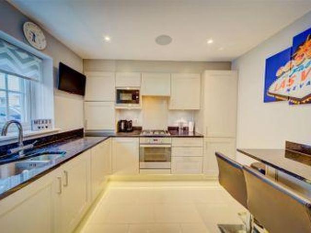 House for sale in Duton Hill
