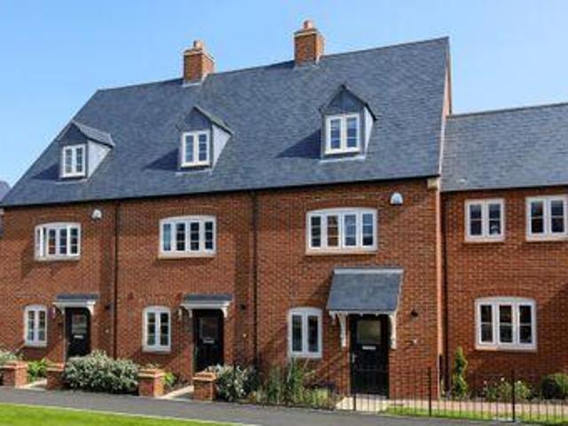 House for sale in Brackley, West Northamptonshire