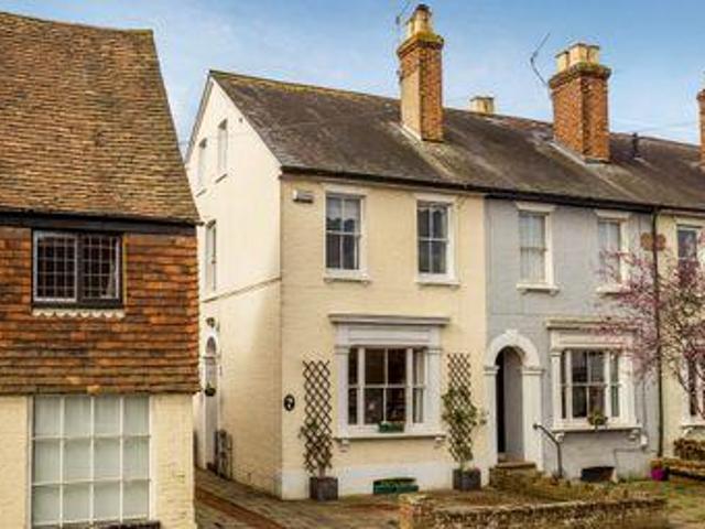 House for sale in The Butts, Kent