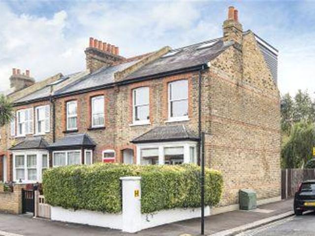 House for sale in Greater London