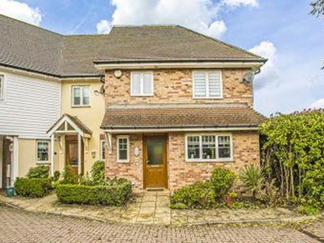House for sale in Hillview, Surrey