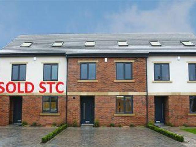 House for sale in Mirfield, West Yorkshire