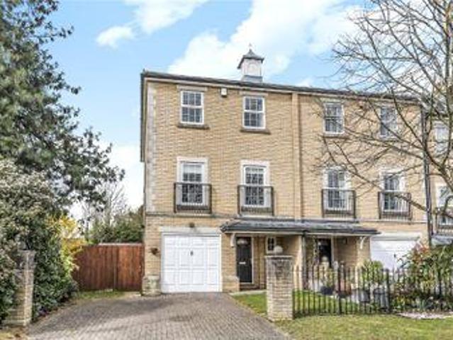House for sale in The Slade, Oxfordshire
