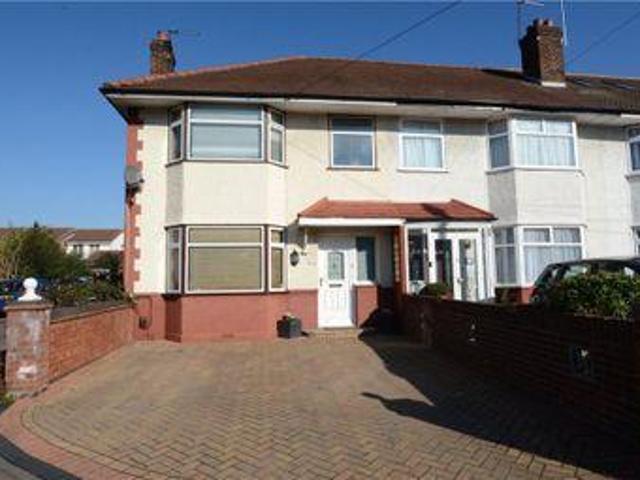 House for sale in Uxbridge, Greater London