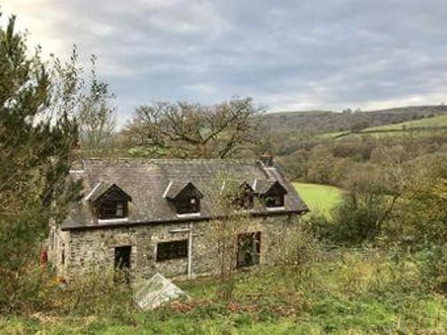 House for sale in Llandeilo, Wales