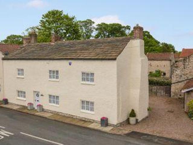 House for sale in West Yorkshire