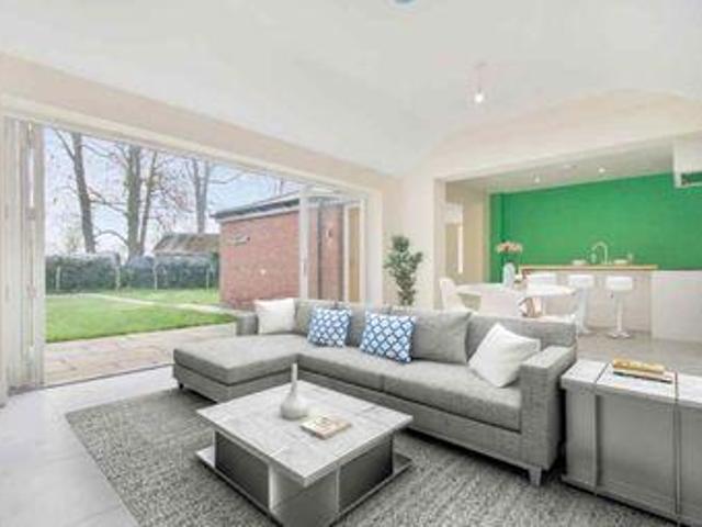 House for sale in High Field, York
