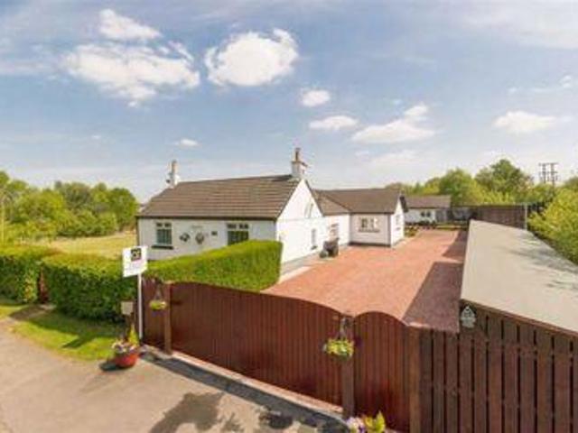 House for sale in Shotts, Scotland