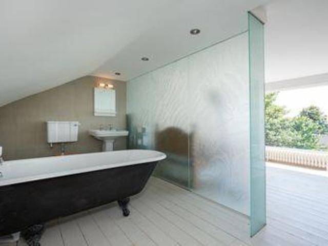 House for rent in Lyons, Greater London
