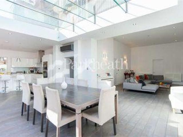 House for rent in Lyons, Greater London