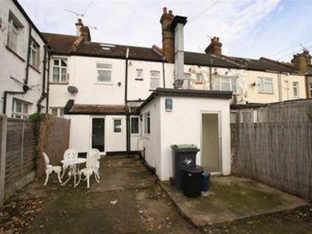 House for rent in Alton Barnes, Essex