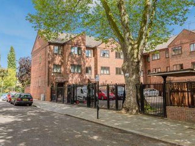 House for rent in Lyons, Greater London
