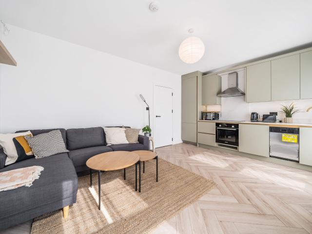 Apartment for rent in Battersea, Greater London