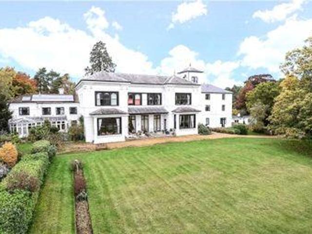 House for sale in Crowthorne