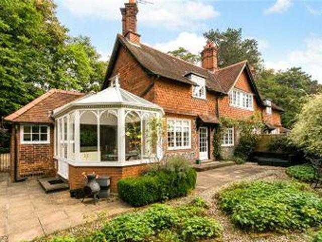House for sale in Lunnon, Buckinghamshire