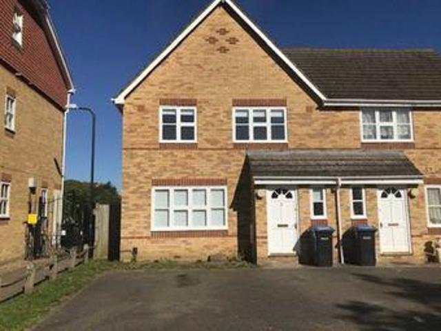 House for rent in Row Town, Surrey