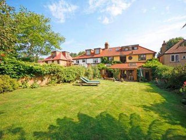House for rent in Twickenham, Greater London