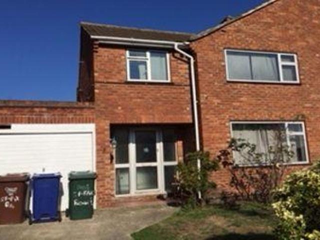 House for rent in Evershot, Oxfordshire