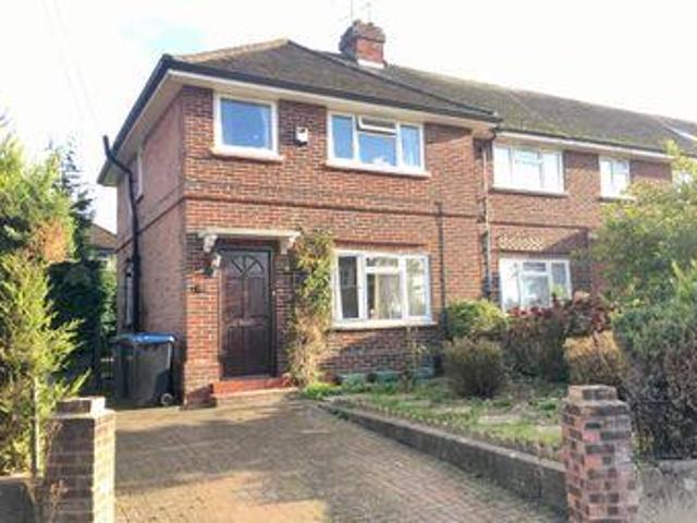 House for rent in Row Town, Surrey