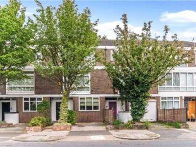 House for rent in Lyons, Greater London
