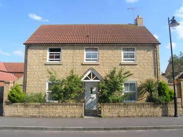 House for rent in Calne