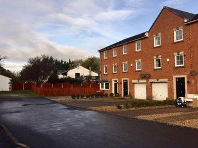 House for rent in Higher Bartle, Lancashire