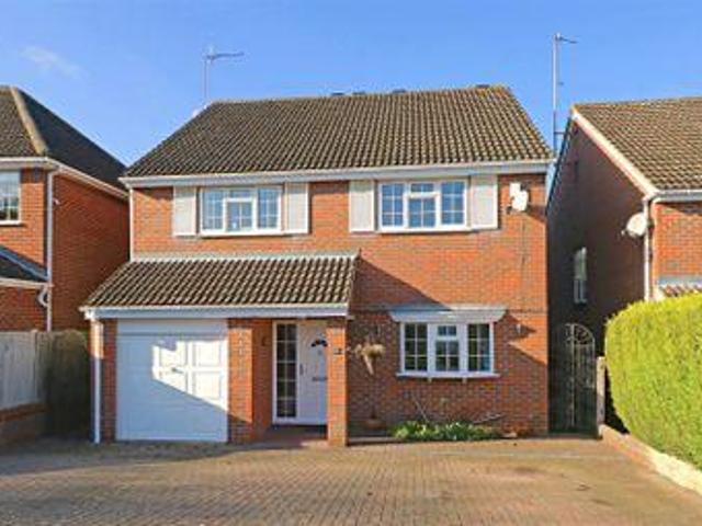 House for sale in Borehamwood, Hertsmere