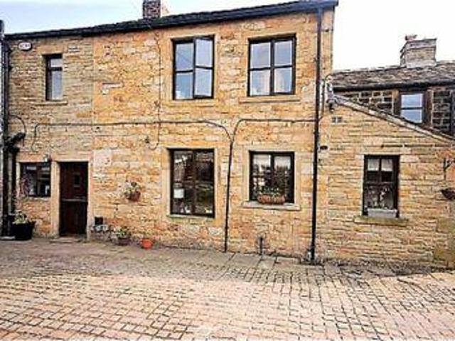 House for sale in Halifax, West Yorkshire