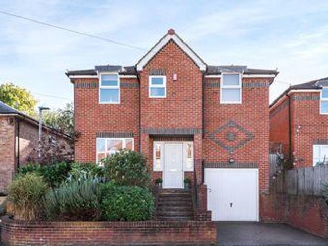 House for sale in Worcester Park, Greater London