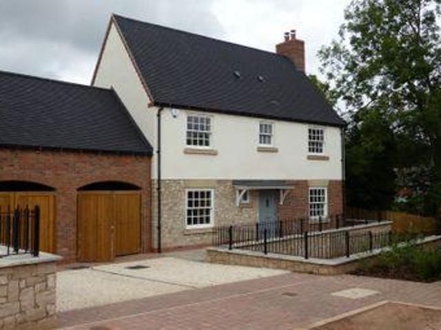 House for sale in East Midlands