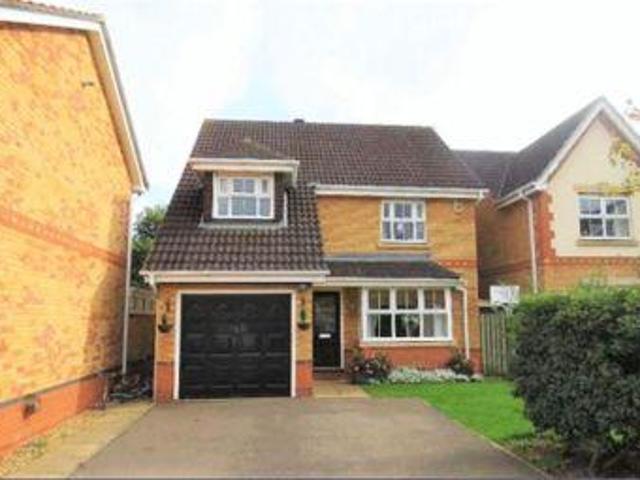 House for sale in Northampton, Northamptonshire