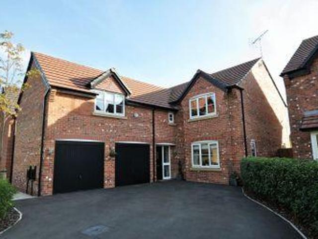 House for sale in Hammond Street
