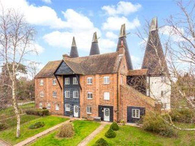 House for sale in Sandown Park, Kent