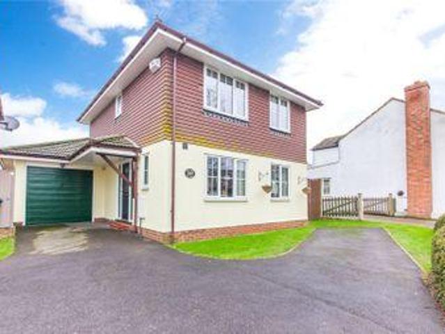 House for sale in Brompton, Gillingham