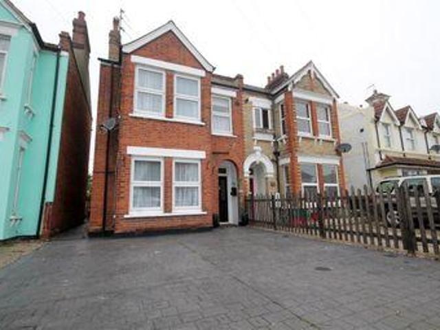 House for sale in Dale Hill, Essex