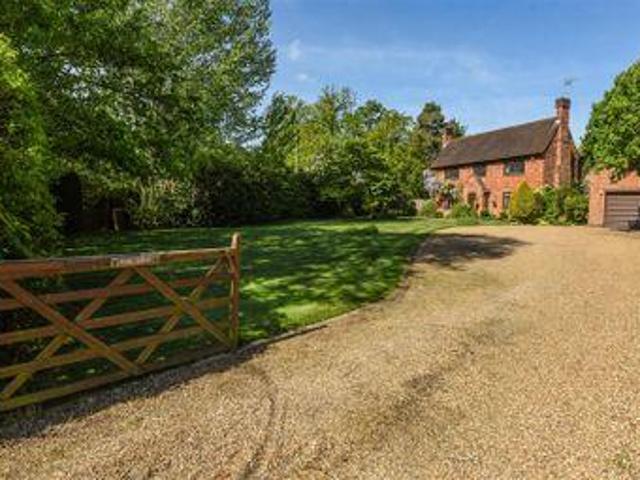 House for sale in Pachesham Park, Surrey